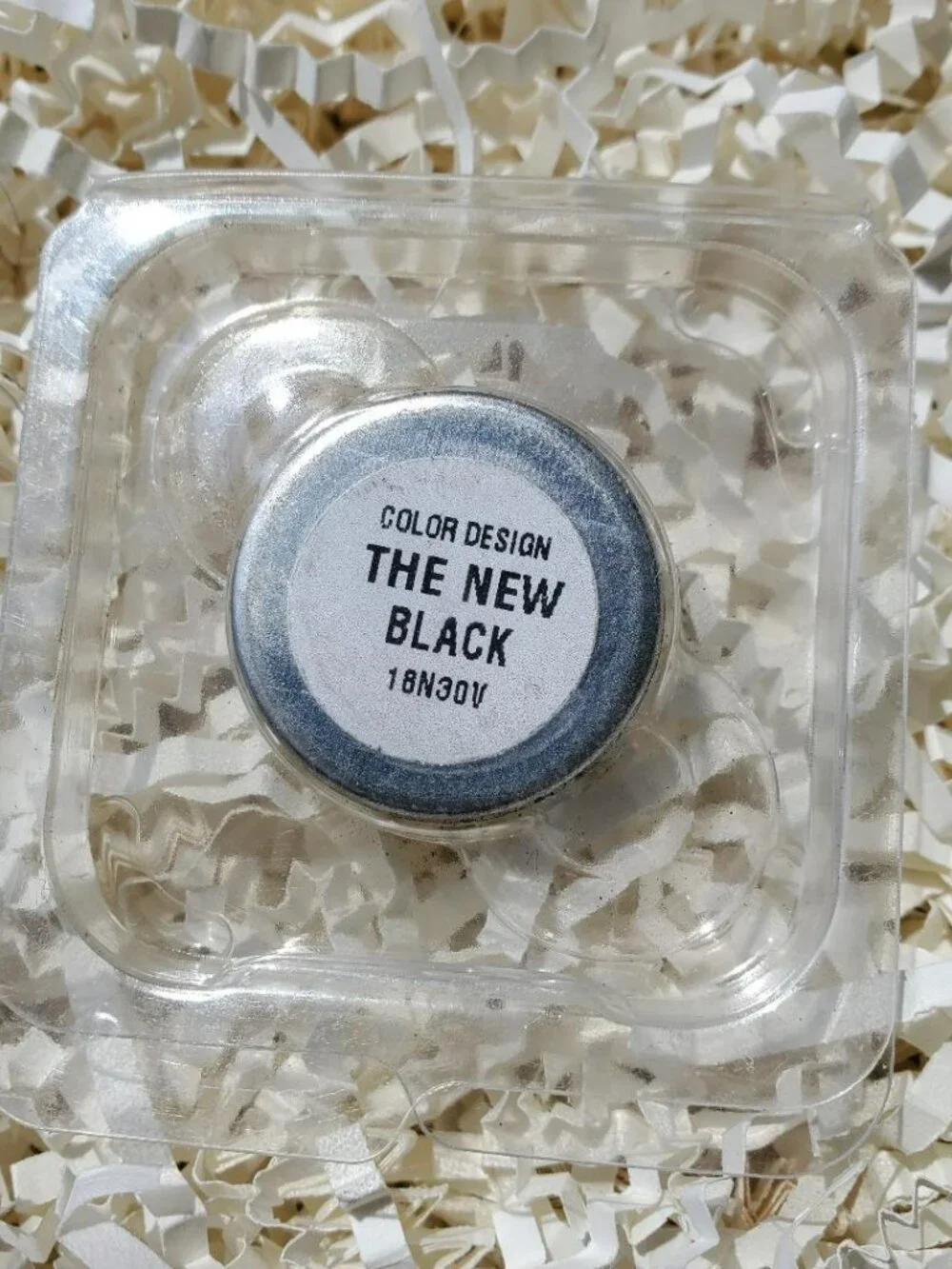 RARE Lancome ~ 606 THE NEW BLACK (METALLIC) Color Design Eyeshadow New
